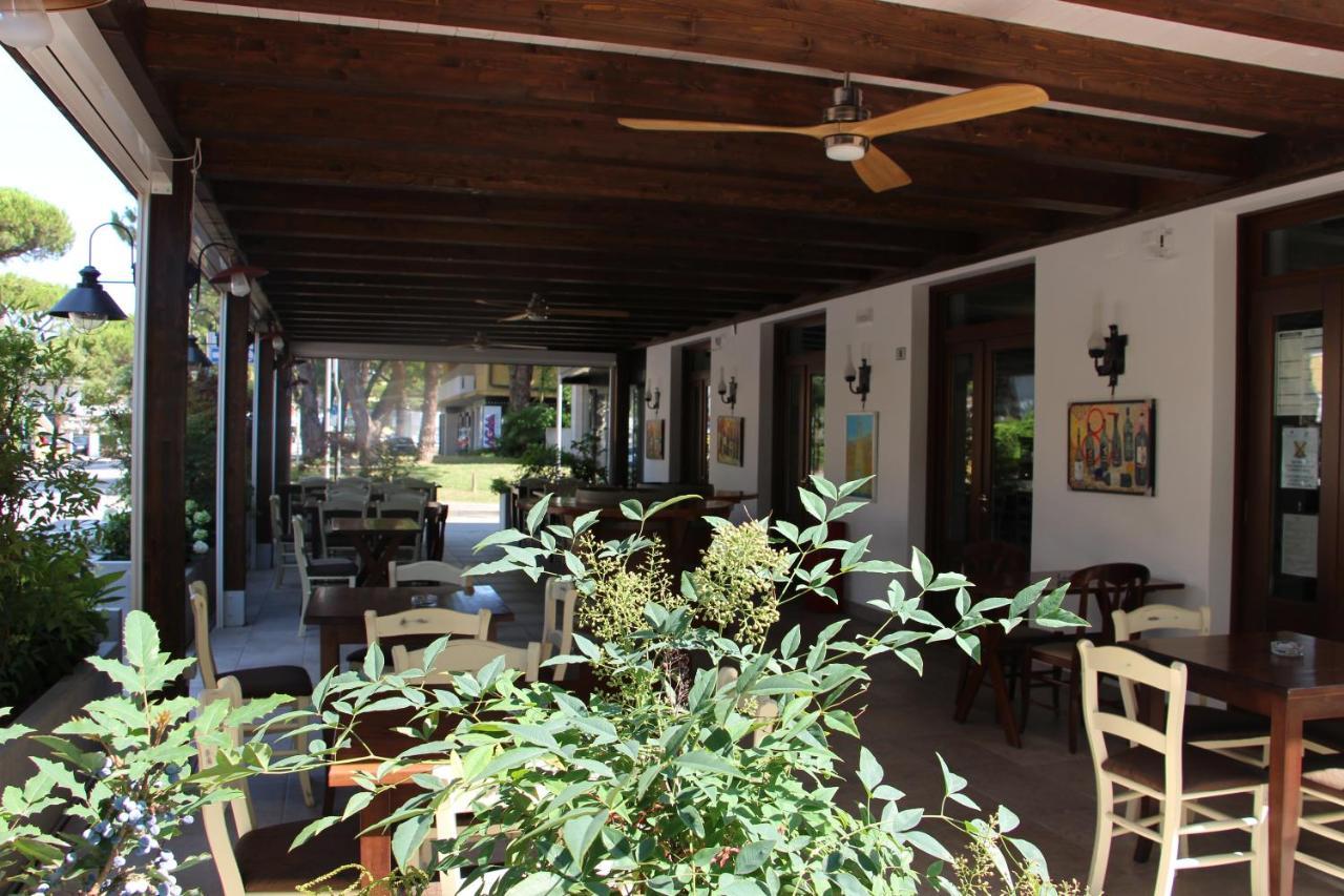 Hotel La Pigna Lignano Sabbiadoro Extérieur photo